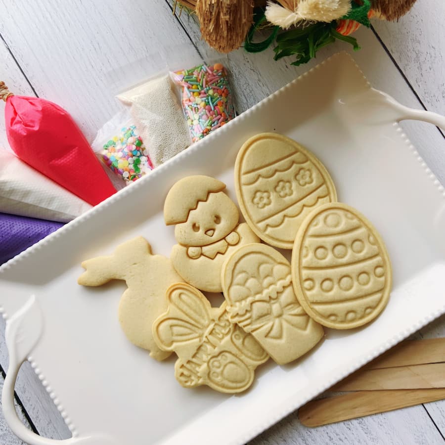 The adorable, custom Easter cookie cutters you need this spring.